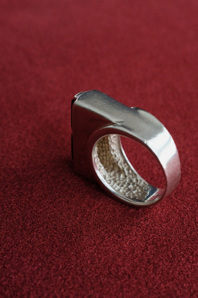 Modernist Silver Ring w. Onyx c.1970s