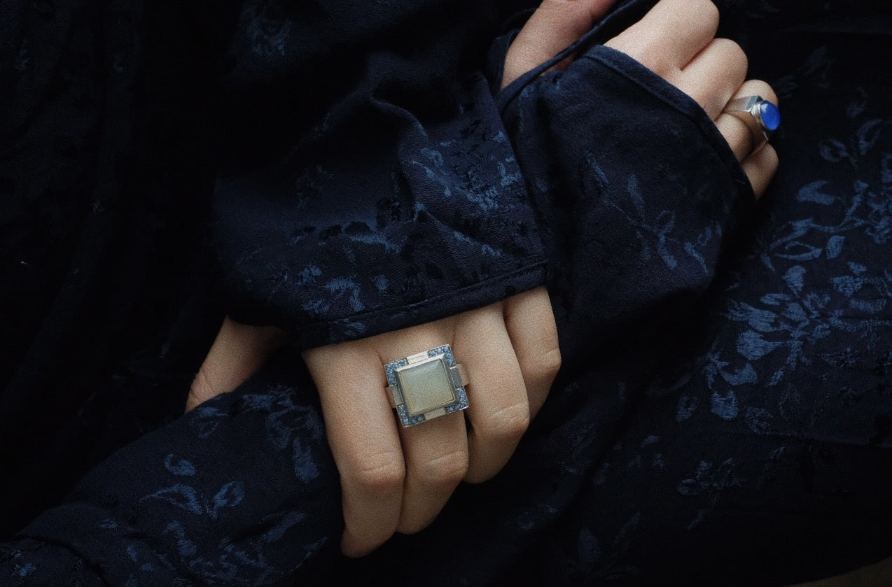 Chalcedony Cabochon Ring c.1980s