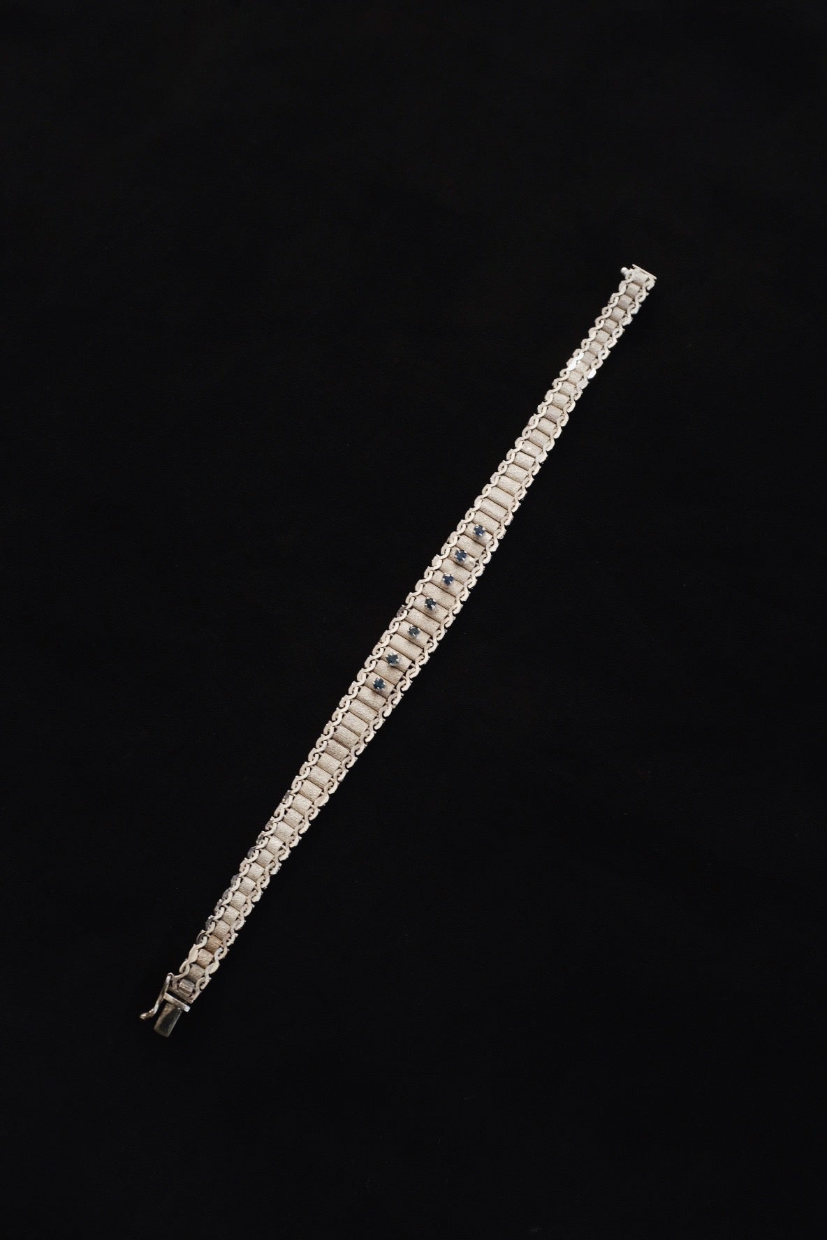 Art Deco Bracelet w. Tanzanite