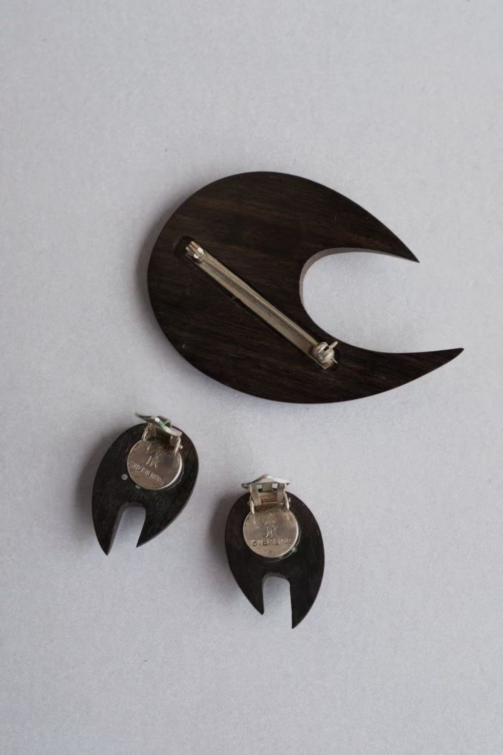Ebony & Silver Jewelry Set