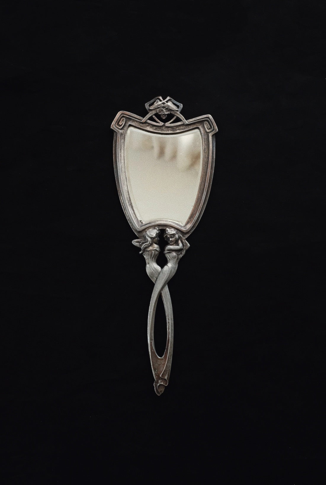 Art Nouveau Hand-mirror