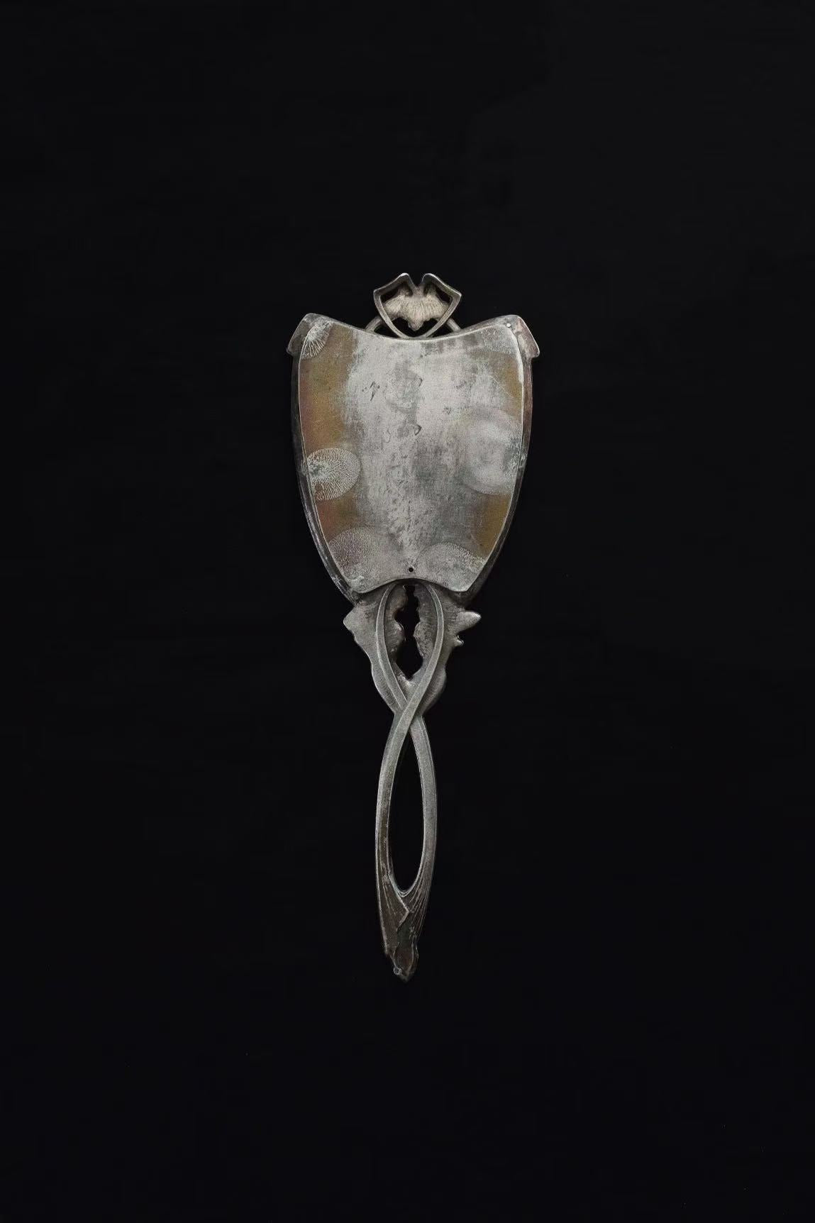 Art Nouveau Hand-mirror