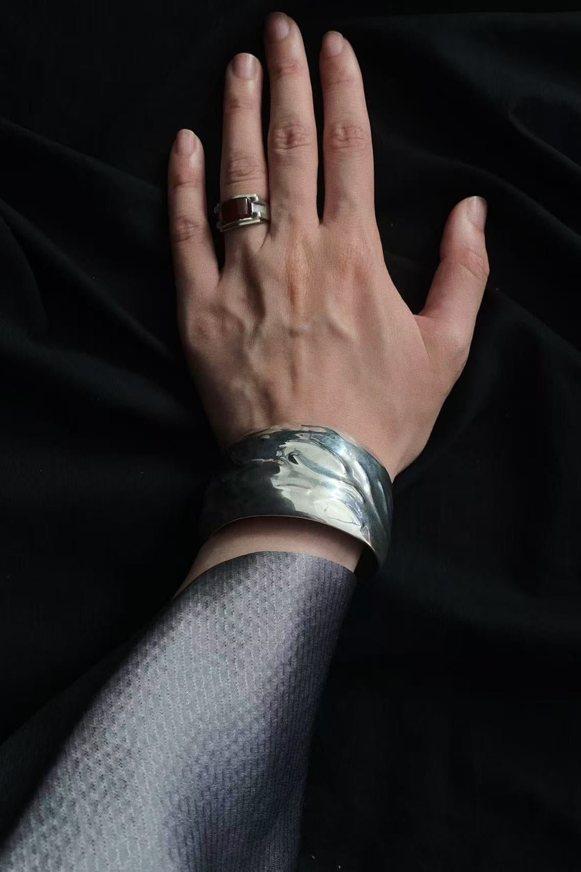 Wavy Silver Cuf
