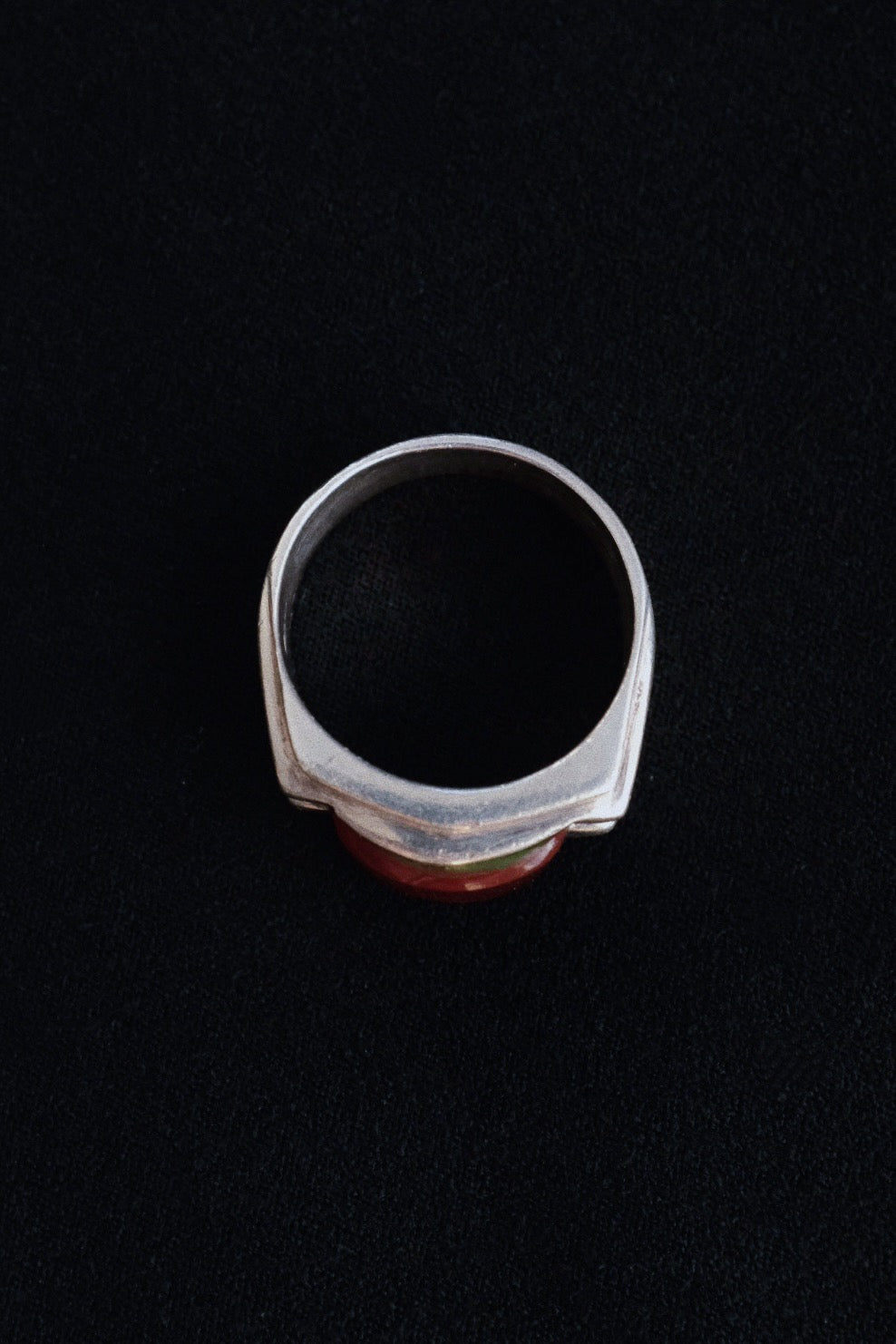 Art Deco Ring w. Red Carnelian