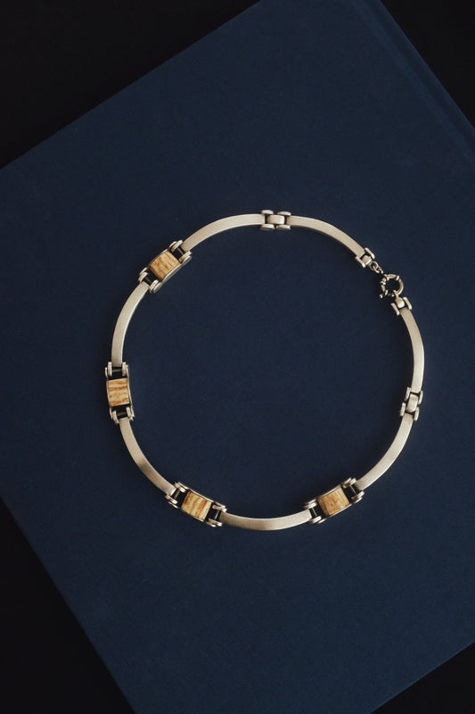 Horn Collar