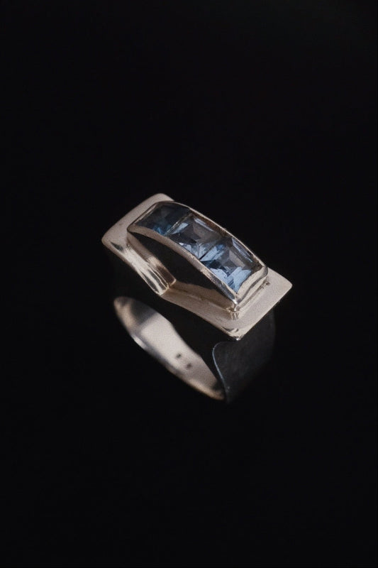 Art Deco Ring w.Topaz