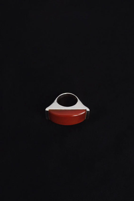 Modernist Silver Ring w. Carnelian