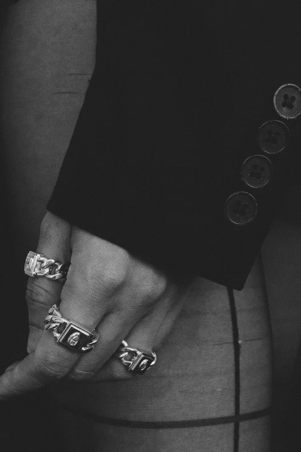 Curb Chain Ring 01