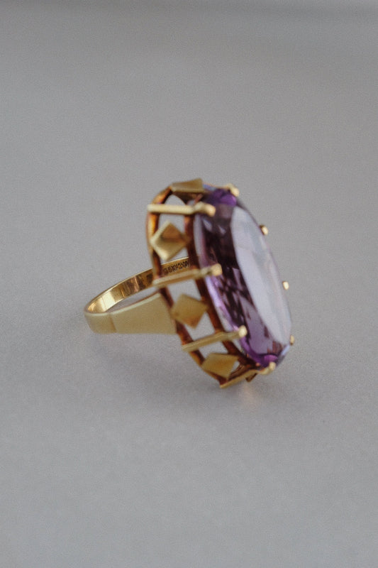 Art Deco Cocktail Ring w. Amethyst