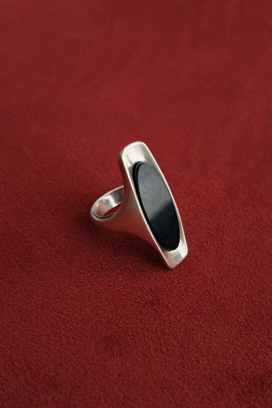 Modernist Silver Ring w.Onyx