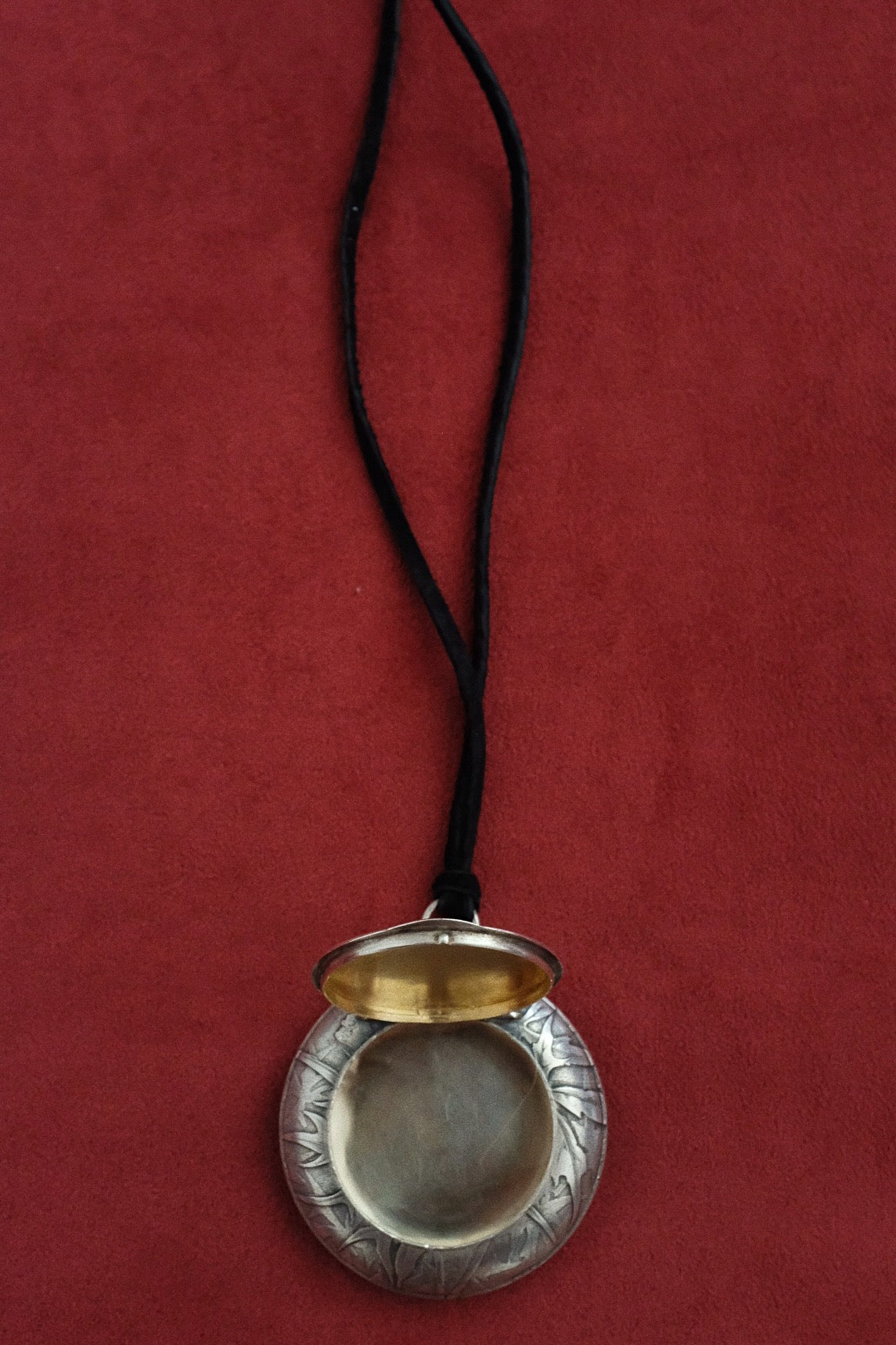 Art Nouveau Compact Case